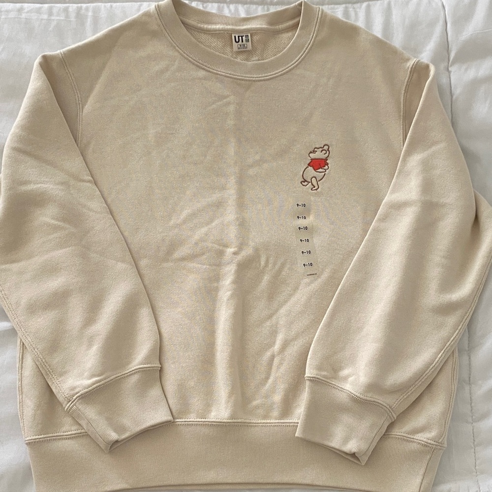 Kids Uniqlo Winnie the Pooh Sweatshirt